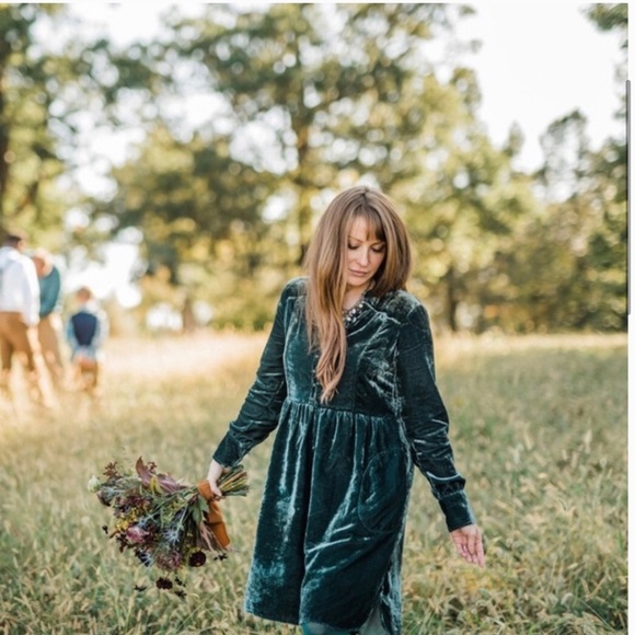 Anthropologie Holding Horses Pullover Green Velvet dress size small - Picture 2 of 9